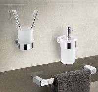 Pirenei Chrome Bathroom Accessories